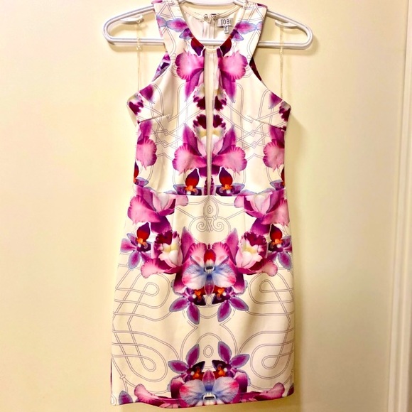 TOBI 💖 Falling Lilies Bodycon Dress size Small - Picture 5 of 8
